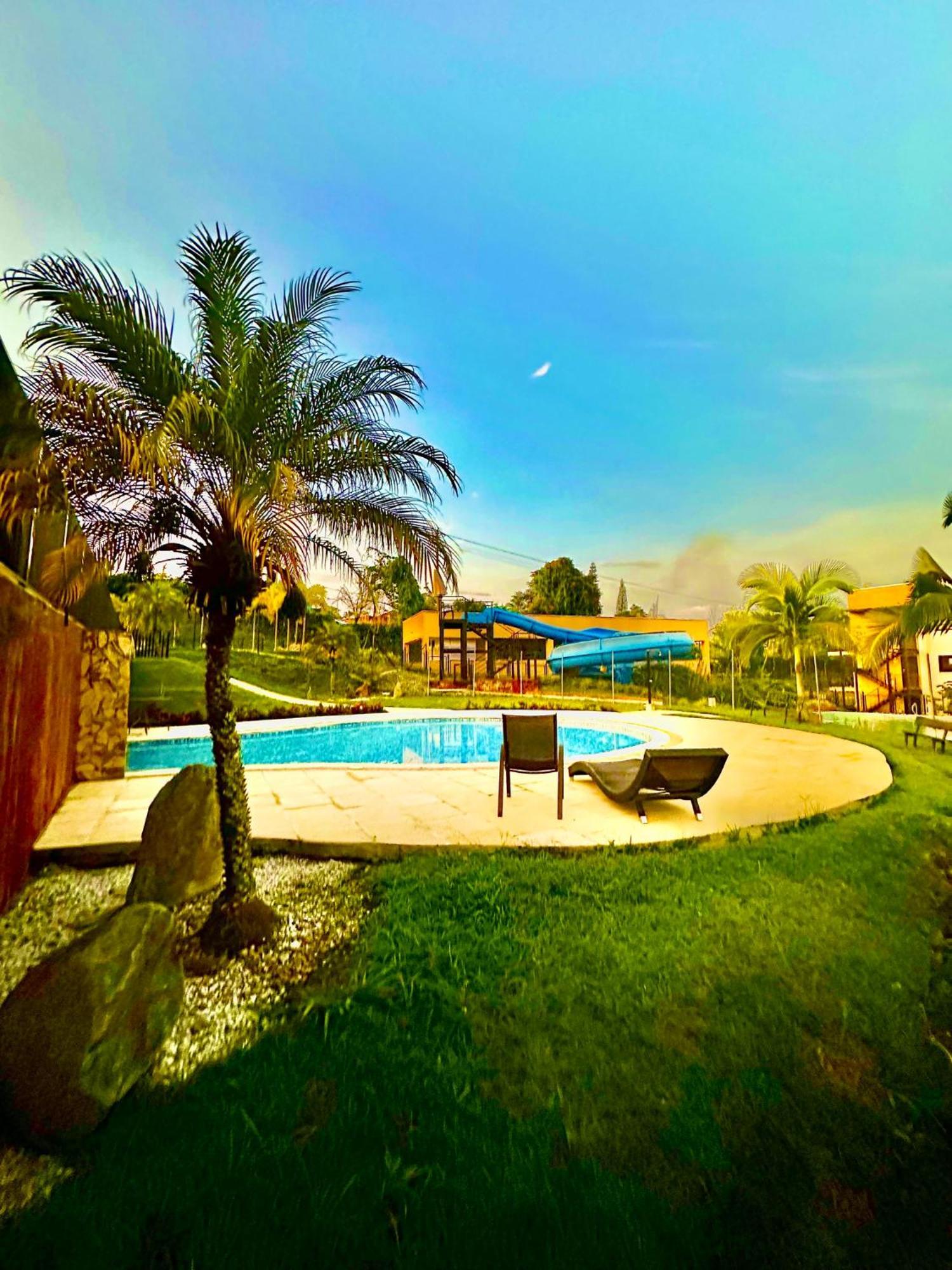 Apartamento Privado Vacacional A 5M Del Aeropuerto, 20 Minutos Del Parque Del Cafe Y Centro De Armenia Con 4 Piscinas, 3 Jacuzzi, Sauna By Molca Xperiences 2H Zewnętrze zdjęcie