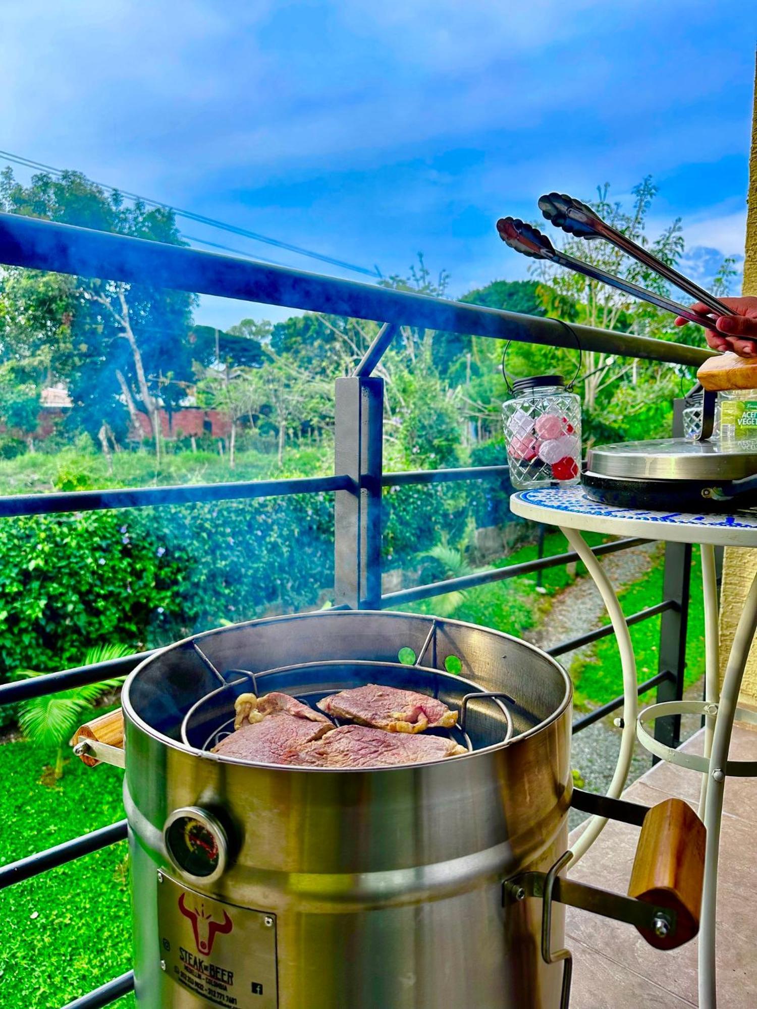 Apartamento Privado Vacacional A 5M Del Aeropuerto, 20 Minutos Del Parque Del Cafe Y Centro De Armenia Con 4 Piscinas, 3 Jacuzzi, Sauna By Molca Xperiences 2H Zewnętrze zdjęcie